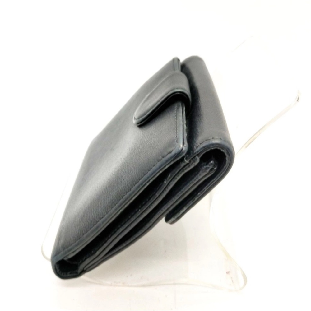 CHANEL Black Caviar Skin Leather Wallet - Picture 3 of 9
